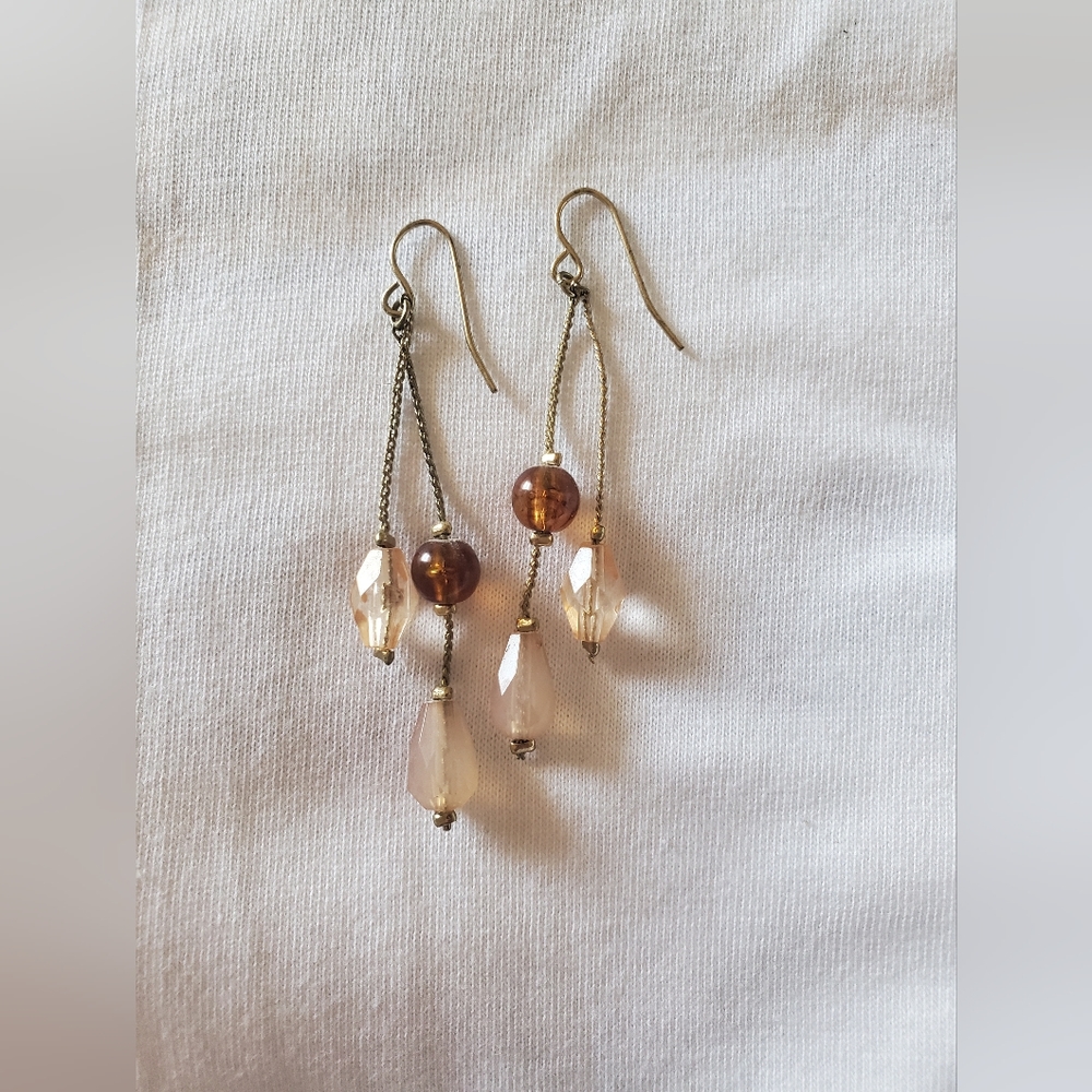 Neutrol tone earrings